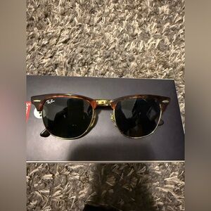 Ray-Ban Tortoise CLUBMASTER Sunglasses - W0366 Tortoise On Gold